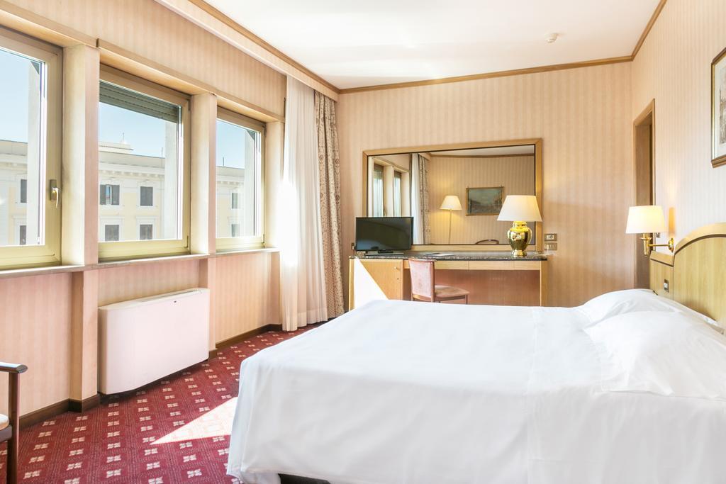 Hotel Beverly Hills ローマ エクステリア 写真